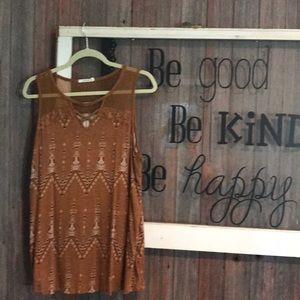 ❄️ Sleeveless Top